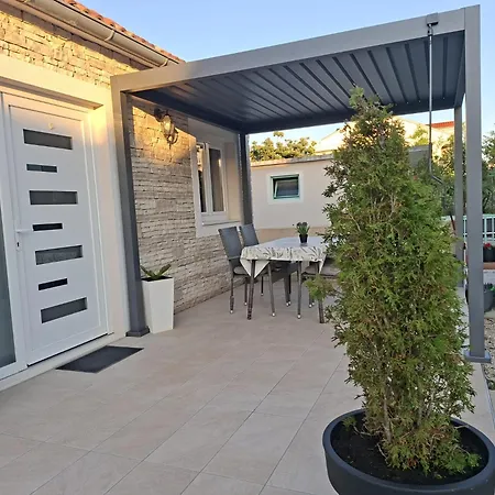 Apartment Mandi Bibinje
